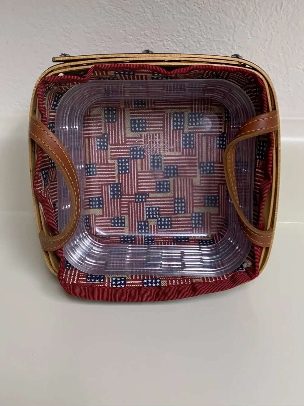 Longaberger PROUDLY AMERICAN MEDIUM BERRY BASKET Old Glory Liner Protector